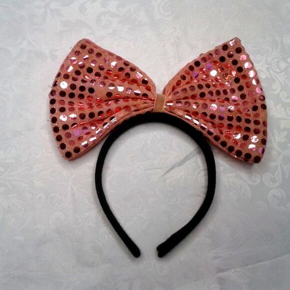 Minnie Mouse Bundle: Headband with Large Sequined Bow + Minnie Pink Pencil Case - Picture 3 of 8